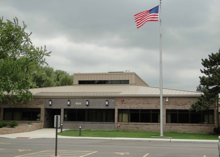 roofing-glenbrook-school-district-225-700